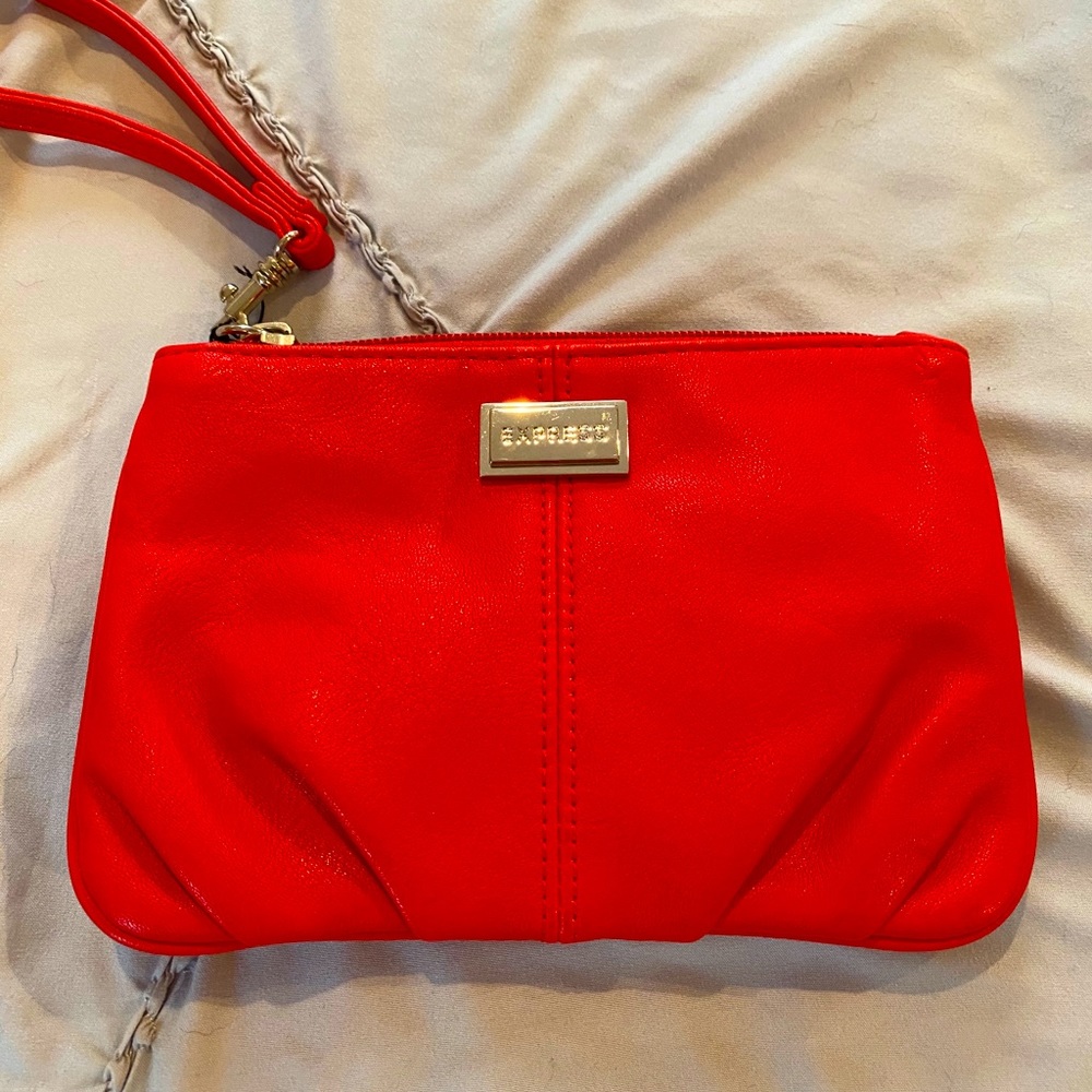 Express wristlet